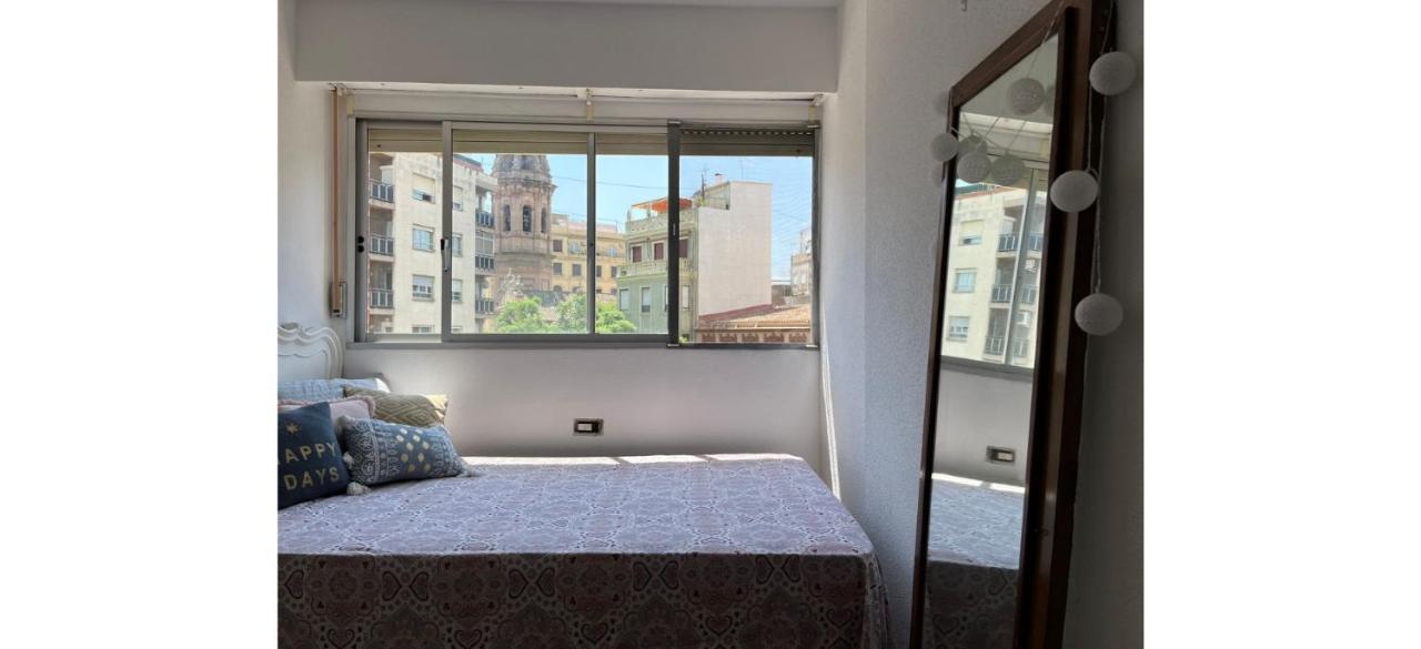 City Center Homestay Valencia Exterior photo