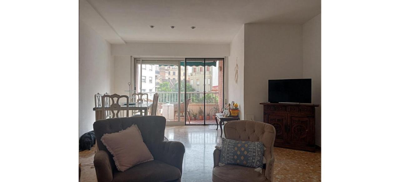 City Center Homestay Valencia Exterior photo